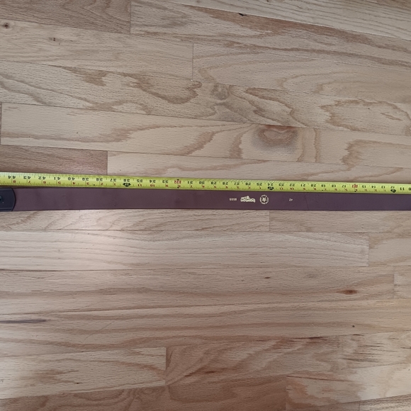 Boston Leather Mens Leather 42 Waist. 1 3/4 Wide. Total Including Buckle 47 Inch - Picture 7 of 10